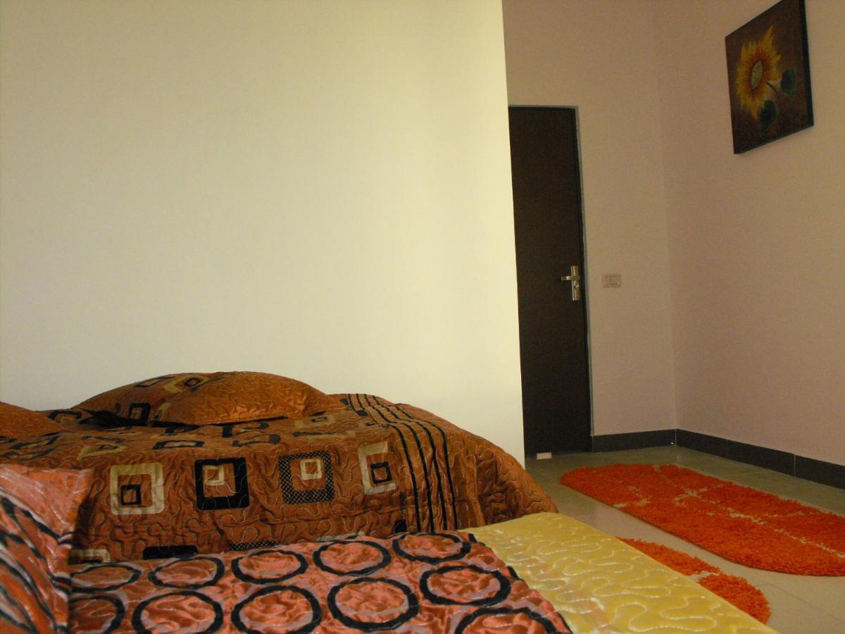 Casa Rustica Apart & Rooms Cimpineanca Экстерьер фото