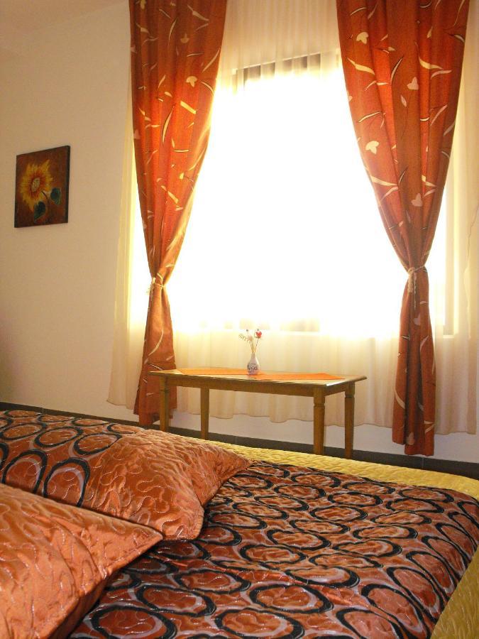 Casa Rustica Apart & Rooms Cimpineanca Экстерьер фото