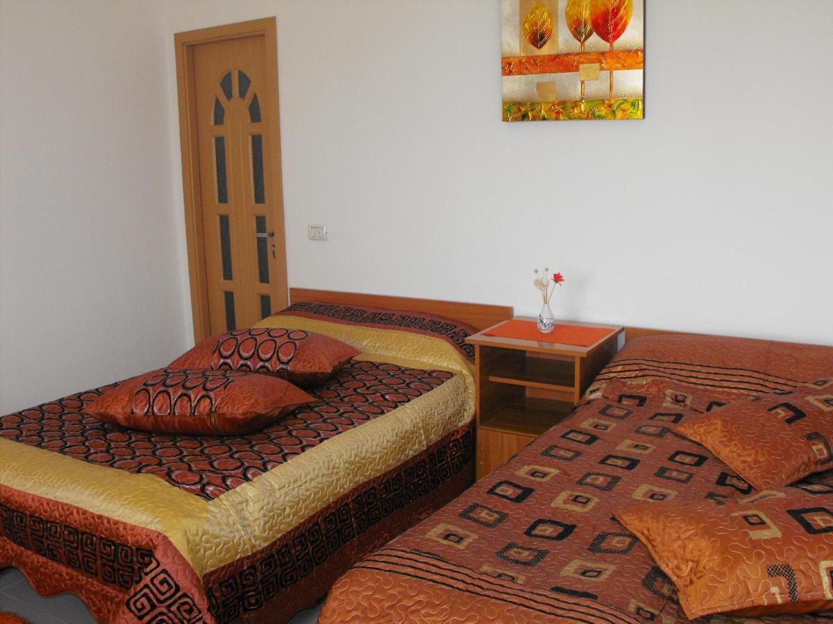 Casa Rustica Apart & Rooms Cimpineanca Экстерьер фото